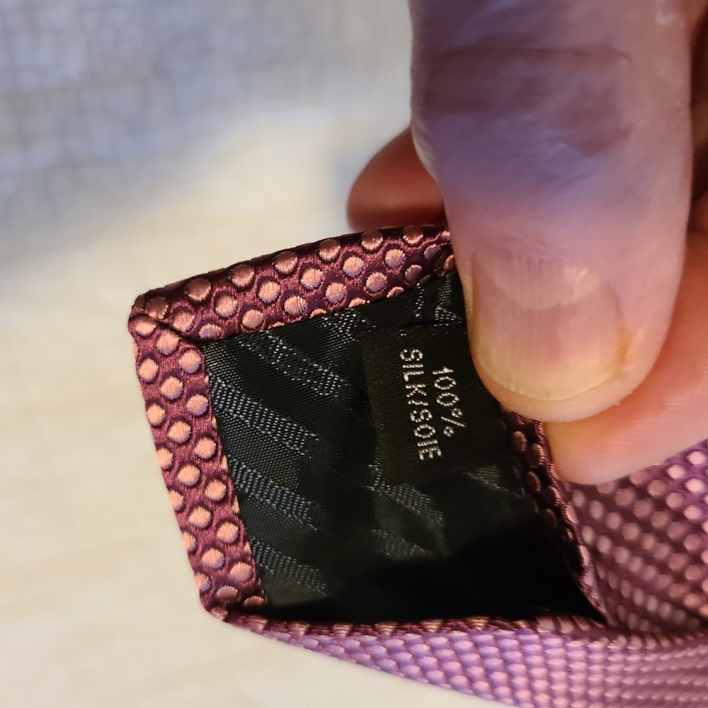 Holt Renfrew summer dotted tie! - Picture 4 of 4